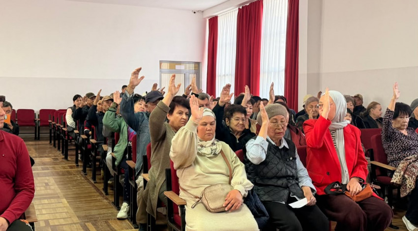 V Элдик курултай: борбор калаанын райондорунда жергиликтүү жамааттын өкүлдөрүн шайлоо боюнча жыйындар аяктады